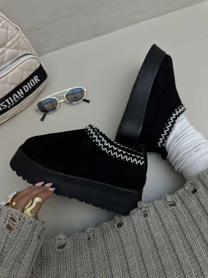 نیم بوت UGG طرحدار