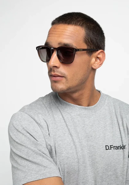 عینک آفتابی دی فرانکلین مدل D.Franklin ULTRA LIGHT SQ HIGH / BROWN - GRAD BROWN