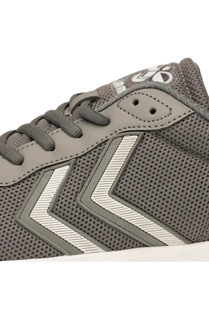 کفش پیاده روی hummel