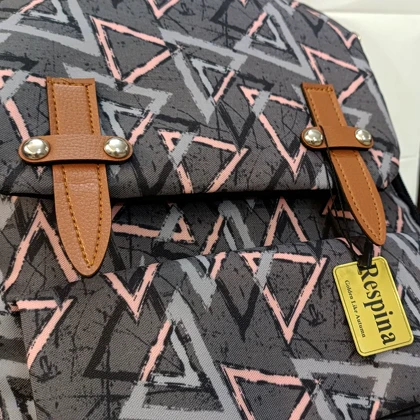 کیف مدرسه دخترانه مثلث طوسی Gray triangle باجامدادی