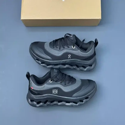 کفش آن رانینگ QC Loewe Cloudtilt تمام مشکی On Running QC Loewe Cloudtilt Triple Black