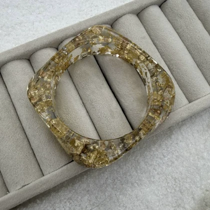 بنگل شیشه ای با طرح زرورق طلا