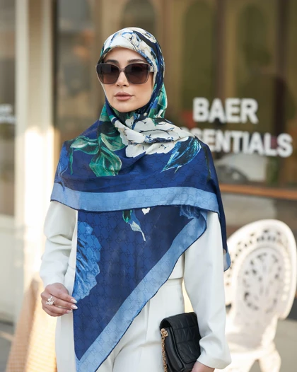 روسری ابریشم ژاکارد قواره 140 30200