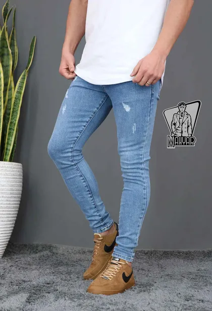 شلوار جین آبی روشن BERSHKA
