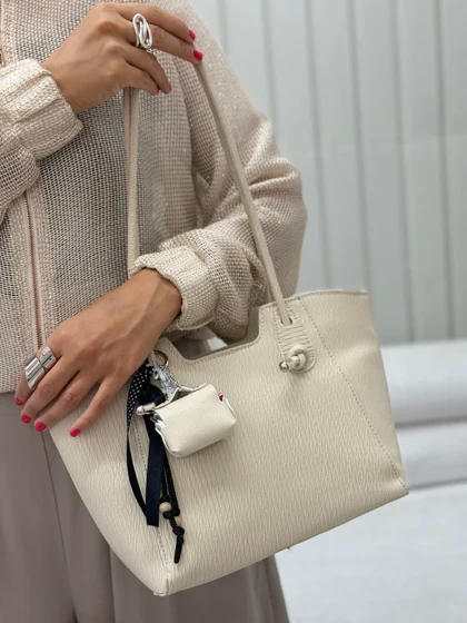 کیف زنانه فروه به همراه چارم بگ