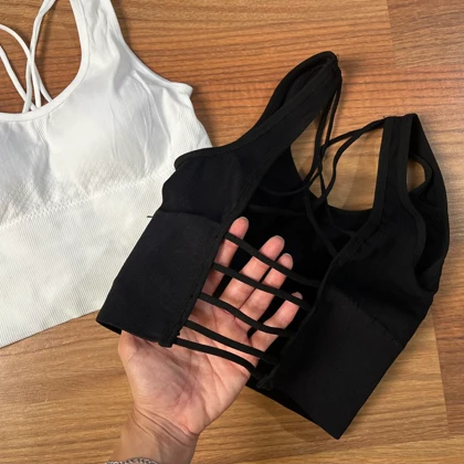 نیم‌تنه توت فرنگی