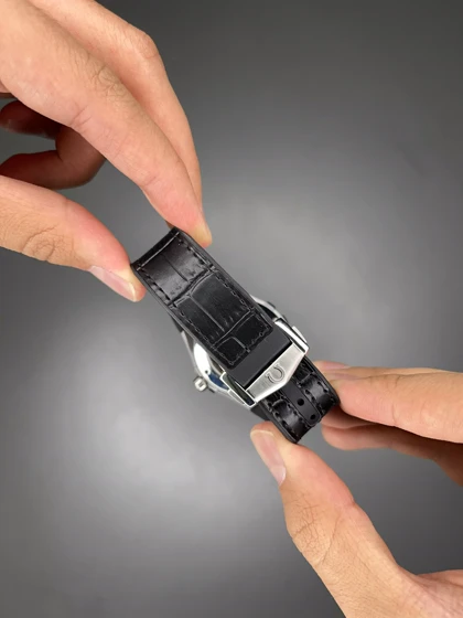 ساعت مچی امگا کانستلیشن بند مشکی صفحه مشکی Omega Constellation