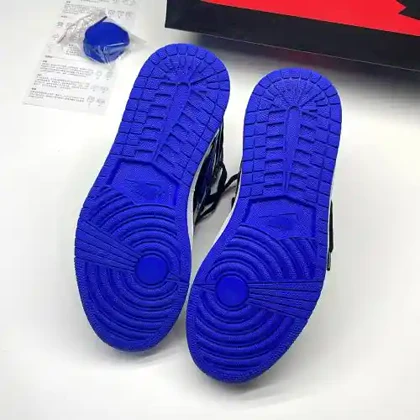 کفش نایک ایر جردن وان ساق‌دار ورنی پتنت رویال آبی مشکی Nike Air Jordan 1 High OG Patent Royal Blue Black