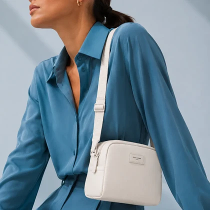 کیف دوشی زنانه دیوید جونز مدل David Jones CM7480