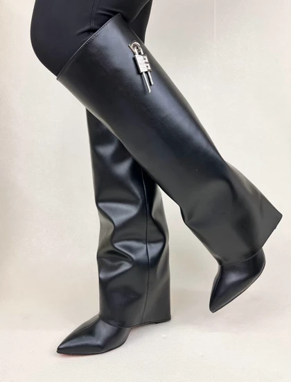 بوت زنانه پاشنه‌دار دامنی ژیوانشی GIVENCHY کد 1696 دختر طهرونی
