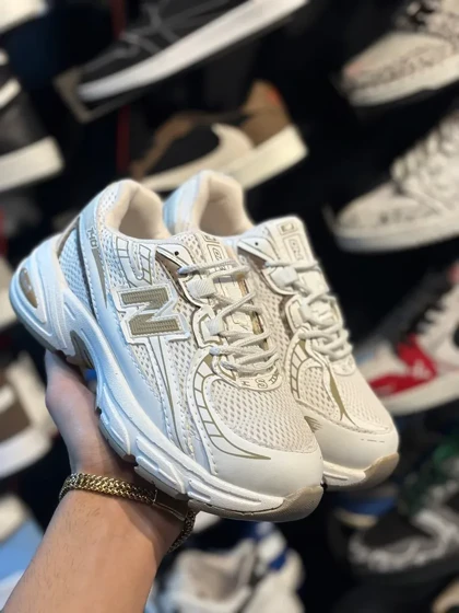 کتانی زنانه نیوبالانس 740 سفیدزیتونی