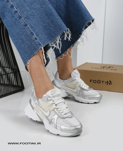 کفش کتانی زنانه نایک HK RUN V2K