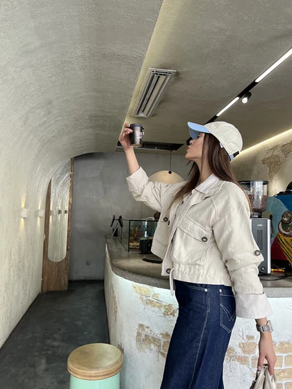 کراپ کت باکسی کرم ZARA 223