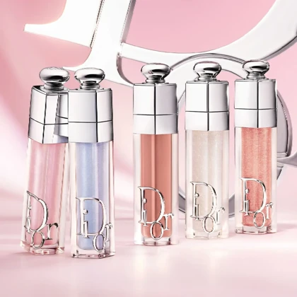 لیپ گلاس حجم‌دهنده مایع دیور مدل Addict Lip Maximizer رنگ Poppy Coral شماره 061 – 6 میلی‌لیتر