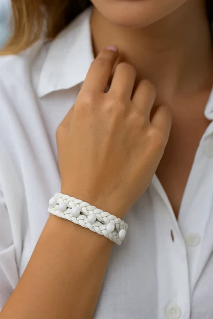 دستبند زنانه چرم طبیعی بافتی مروارید کد 3335067