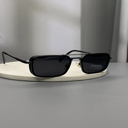 عینک آفتابی کررا با فریم کائوچو و فلز و لنز پلی‌کربنات پلاریزه UV400 Carrera Hybrid Polarized