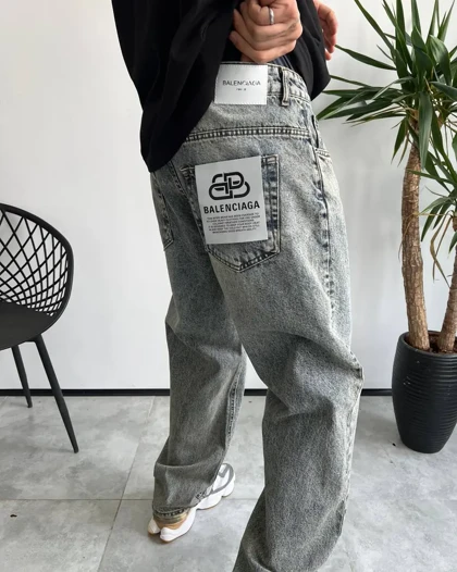 شلوار نیم بگ شست خاص ساده Balenciaga