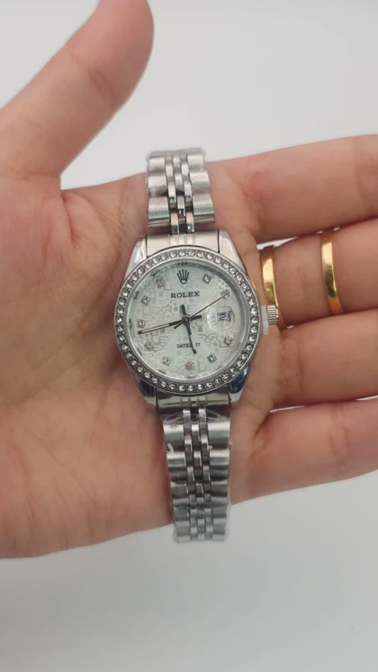 ساعت مچی زنانه رولکس Rolex با موتور کواتز و تاریخ دار