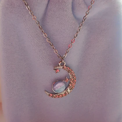 ماه و ستاره