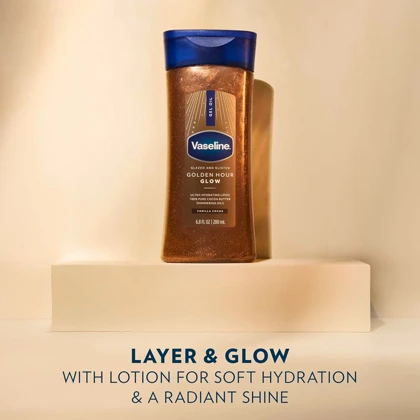 ژل روغن براق کننده بدن وازلین مدل Golden Hour Glow Vanilla Cocoa