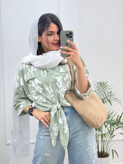 شومیز گره‌ای گلی