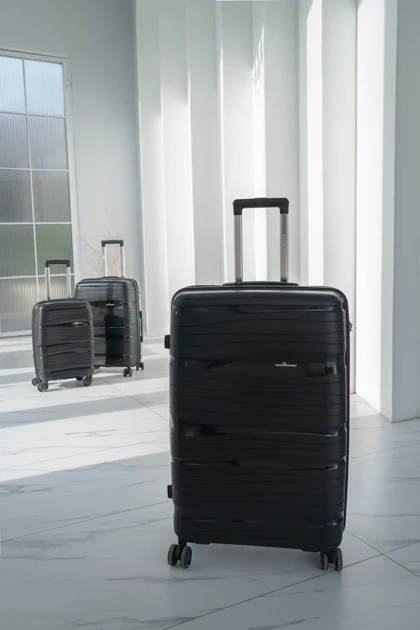 چمدان سایز بزرگ مدل Rose Merry RL-301-Large