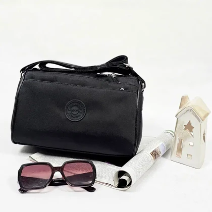 کیف برزنتی دوشی زنانه ساینا