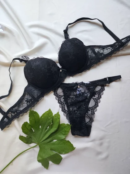 ست شورت و سوتین تمام دانتل RUMU کد: 61966