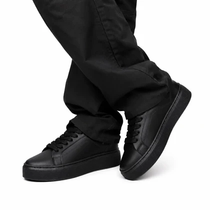 کفش کتانی مردانه مدل ونس پل اندبیر مشکی Vans Pull Bear مدل2