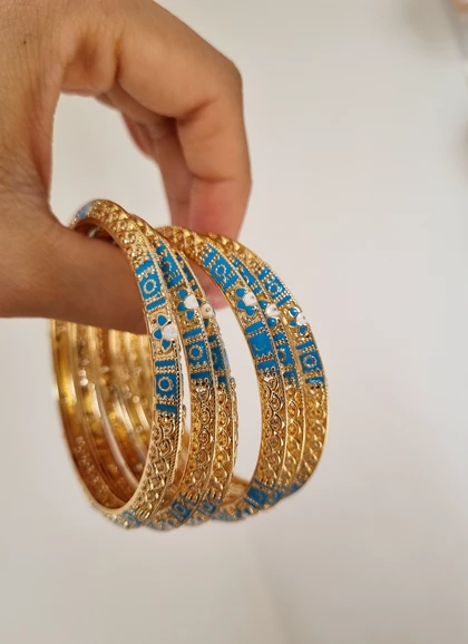 النگو طلاروس میناکاری