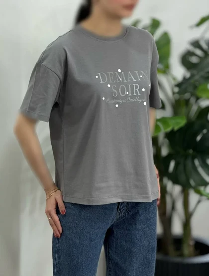 تیشرت زنانه فروغ