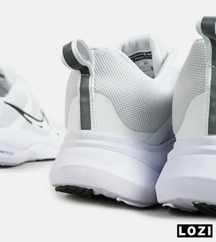 کفش کتانی مردانه و زنانه سفید مشکی NIKE Lebron 22 Guide V.02