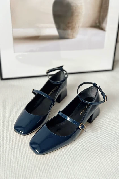 کفش پاشنه‌بلند کلاسیک زنانه polka-store polka-store