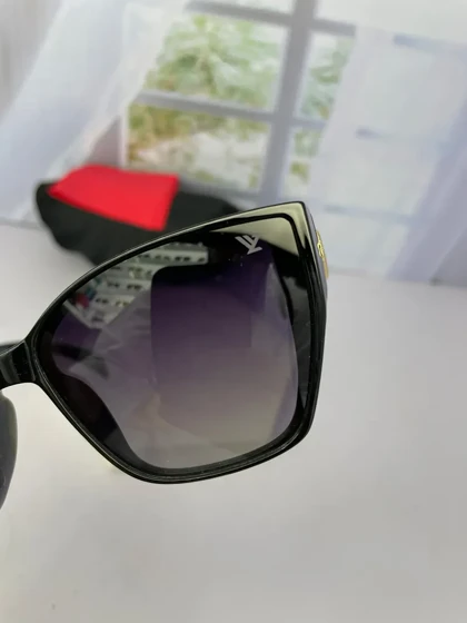 عینک آفتابی یازاتا کد p2004