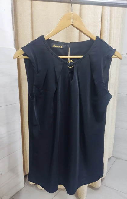 تاپ یقه گرد مازراتی