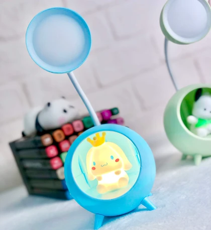 چراغ مطالعه عروسکی فانتزی