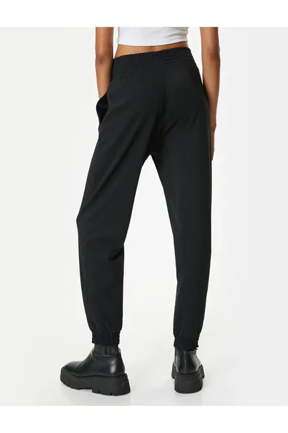 شلوار ورزشی Jogger با جیب کمر بلند و مناسب مناسب 5WAL40009IK