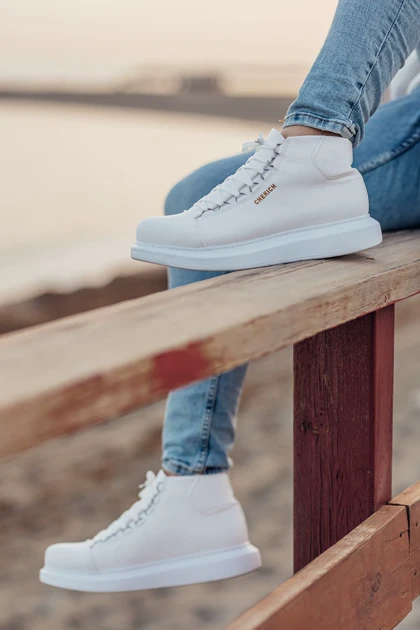 بوت و نیم بوت مردانه chekich