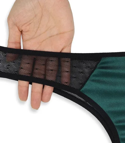 ست بند جوراب و شورت و سوتین توری کاپ‌دار فنردار White Lady وایت لیدی طرح 17
