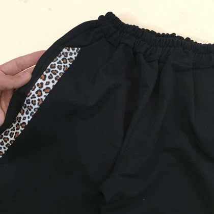 ست دخترانه مشکی طرح پروانه پلنگی سایز 35 تا 65