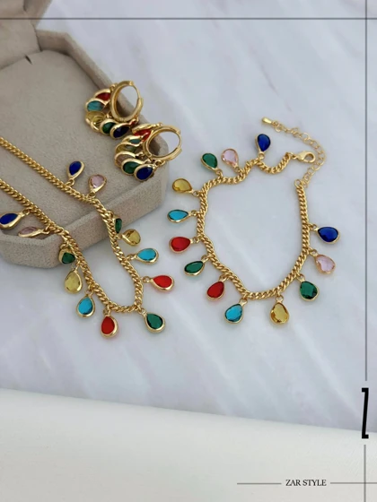 دستبند آویز نگین اشکی مولتی کالر زنجیر کارتیه