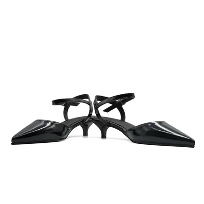 کفش مجلسی زنانه پاشنه‌دار 3 سانت ورنی مدل valentino 3004074