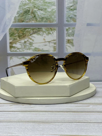 عینک آفتابی Ray-Ban RB 4334D فریم ترکیبی کائوچو و فلز با عدسی کریستال و استاندارد UV400