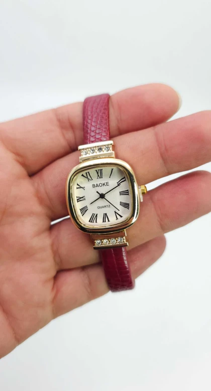 ساعت مچی زنانه باوک BAOKE بند چرمی ، اسپرت و روزمره با جعبه کادویی