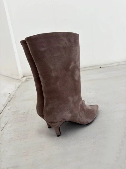 بوت پاشنه‌دار جیر مدل سیدنی