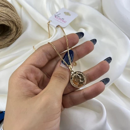 گردنبند زنانه مدل میراث طرح سکه ملکه ژوپینگ