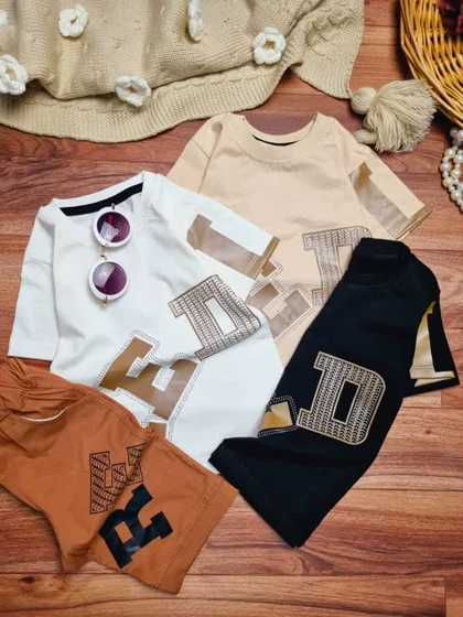 تیشرت شلوارک پسرانه نگین‌دار طرح Red