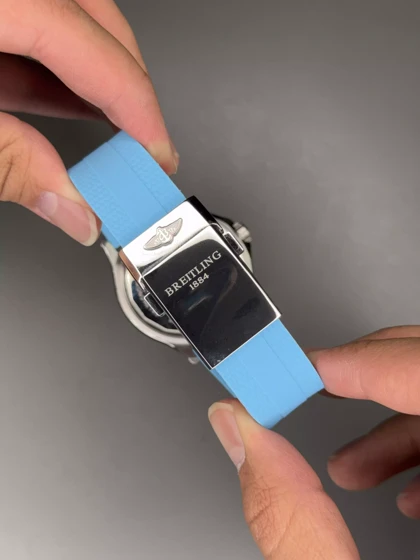 ساعت مچی برایتلینگ سوپراوشین موتور اتوماتیک بند رابر تیفانی Breitling
