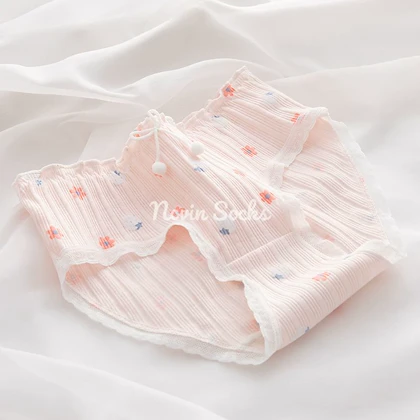 شورت طرح Sweet strawberry (سایز 38 الی 42)