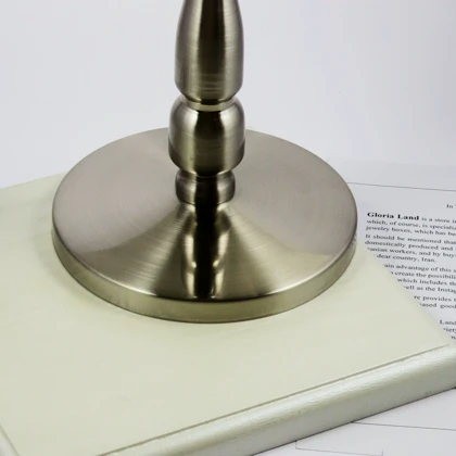 آینه آرایشی مدل بزرگنمایی 10 کد G_Lnd_0854